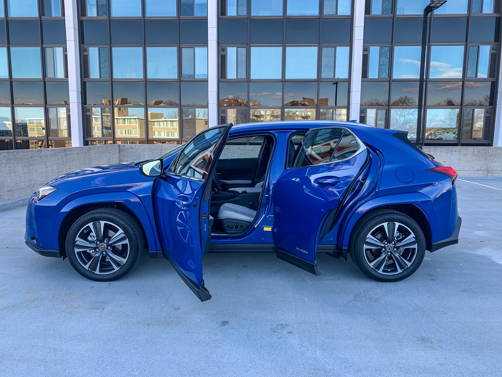 2022 Lexus UX 250h